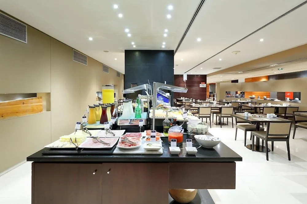 Hotel Eurostars Lisboa Parque Lissabon