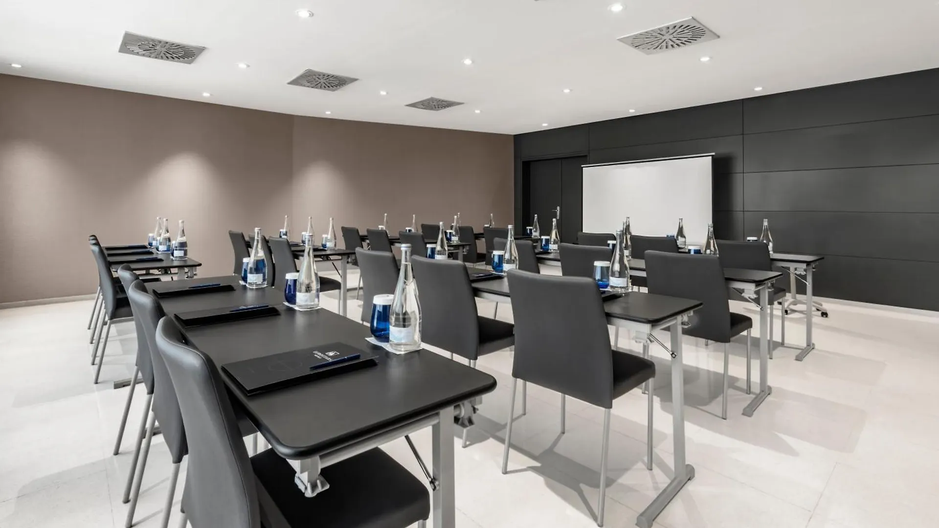 Eurostars Lisboa Parque Hotel  Lisbon