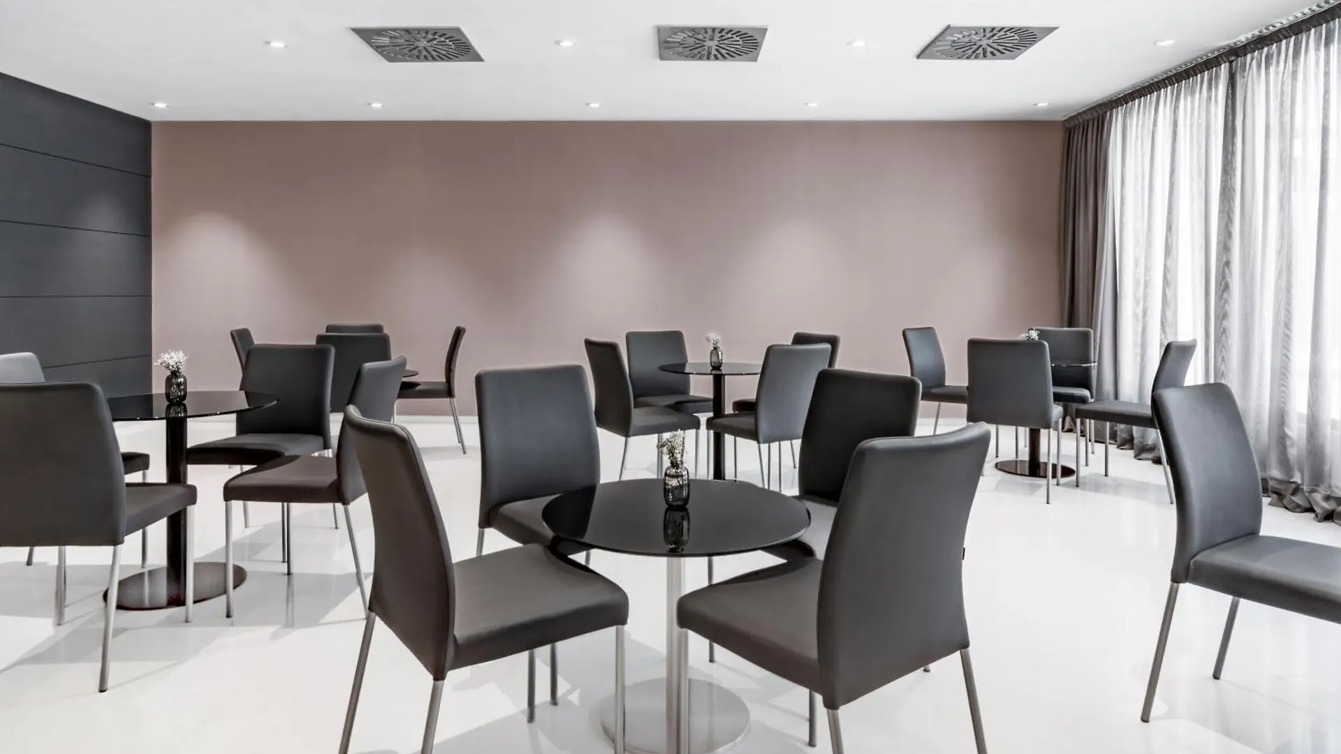 Eurostars Lisboa Parque Hotel